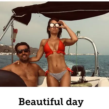 Hh *